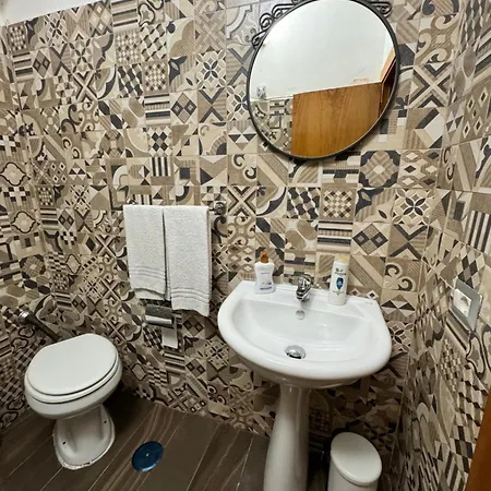 Station Giulia Guest house *