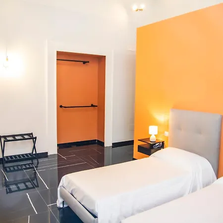 Guest house Palazzo Goyze, Familiare Naples