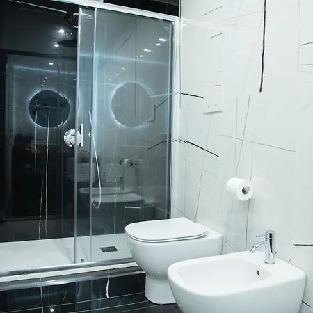 Guest house Palazzo Goyze, Familiare Naples