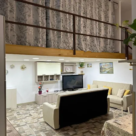 Apartment Family House *