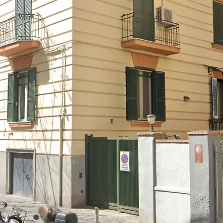 Luxury House With Parking Apartment