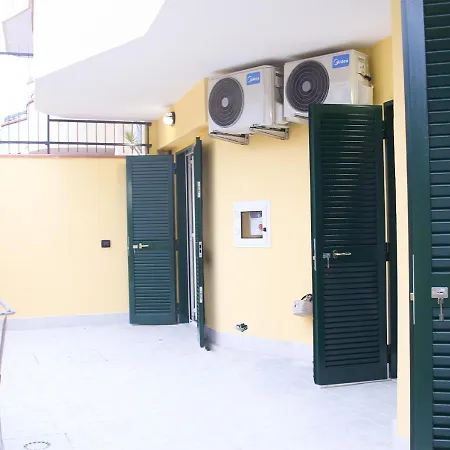 Ospedale Del Mare - Wi-fi Gratis E Parcheggio Gratuito Apartamento *