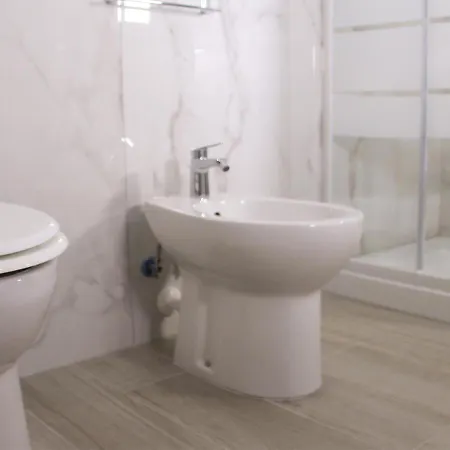 Apartment Ospedale Del Mare - Wi-fi Gratis E Parcheggio Gratuito *