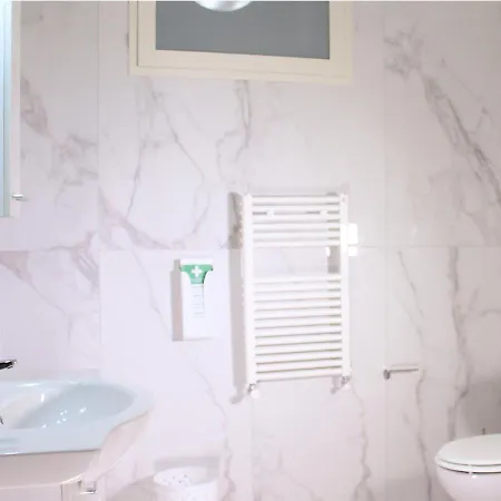 Ospedale Del Mare - Wi-fi Gratis E Parcheggio Gratuito Apartment *