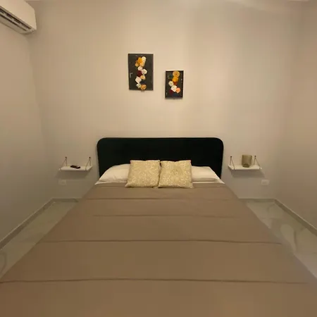 Isla Apartment Naples