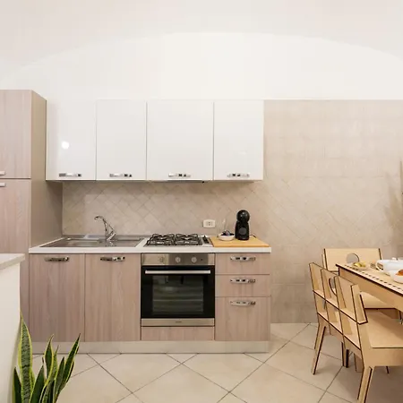 Apartment Salita Trinita *