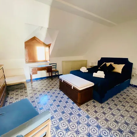 Le Terrazze Di Chiaia Apartment *