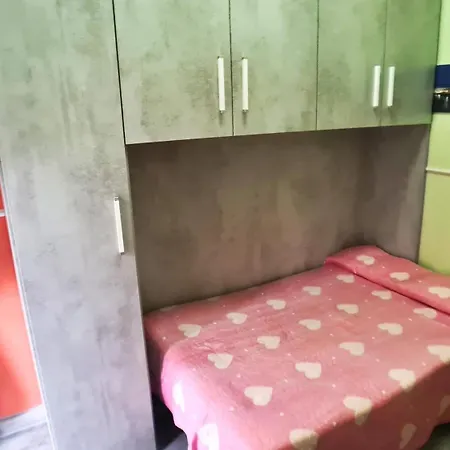 Ginevra Неаполь