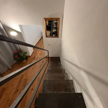 Domus Miraculi: Casa Storica Nel Cuore Di Naples
