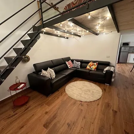 Apartment Domus Miraculi: Casa Storica Nel Cuore Di *