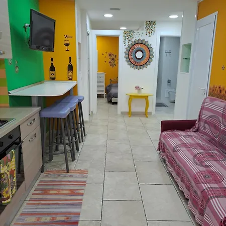 Charme Apartment Naples