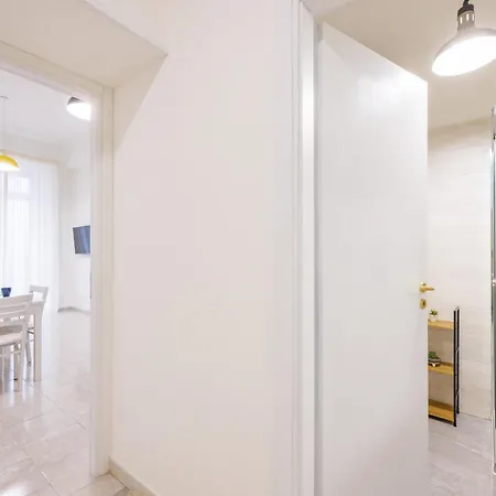 Apartment Garibaldi Station By Wonderful Italy