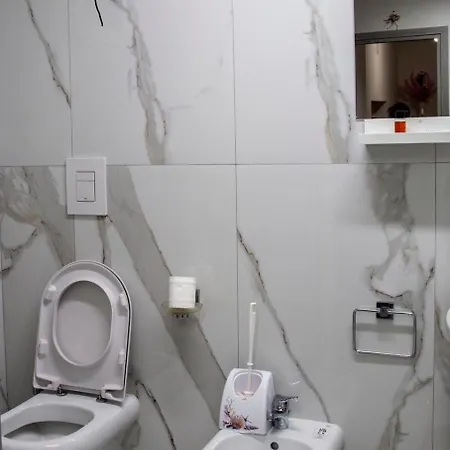 Apartment Tiluri