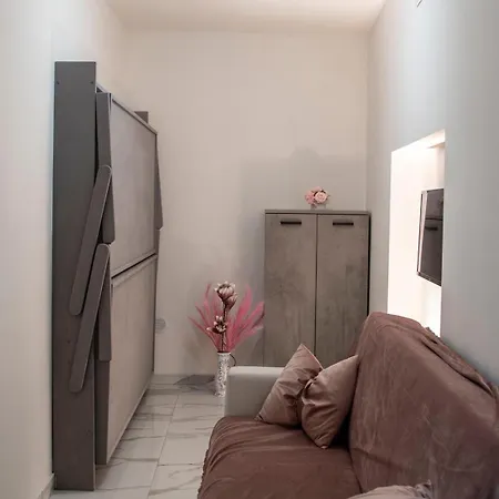 Tiluri Naples