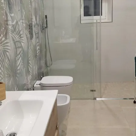 Angela * Nápoly