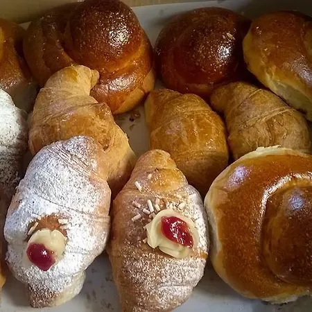 D'incanto A Alojamento de Acomodação e Pequeno-almoço 2*
