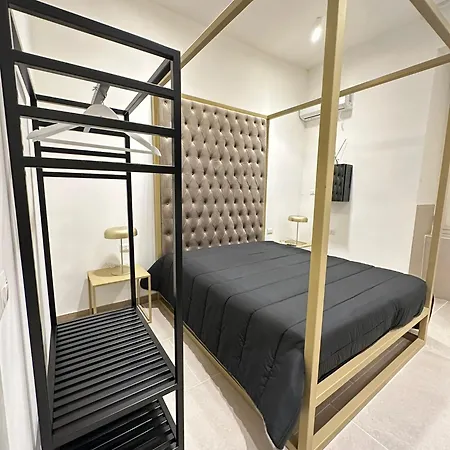 Le Di Giusy Nazionale 24 Guest house Naples