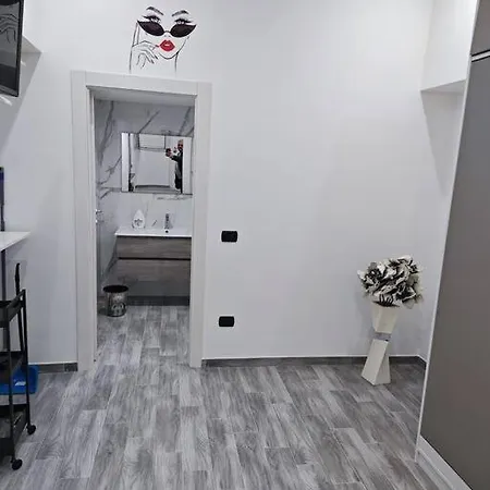 Ninarella House Apartment *