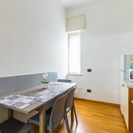 Apartment Punto Felice Stadio