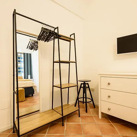Apartment A Casa Di Ersi - Dimore Partenopee *