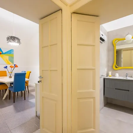 Kea Home, Entire House In The Heart Of Appartement