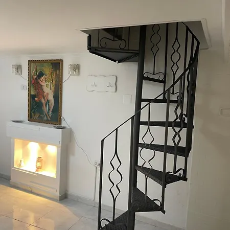 Bed & Breakfast Scugnizzi Naples