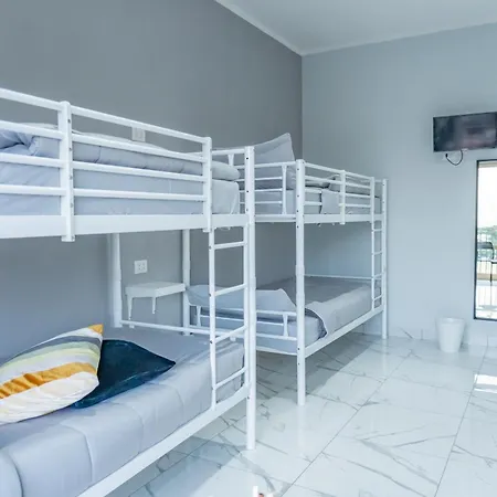 Partenope Hostel