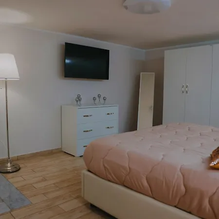 L'ospite Napoletano Apartment