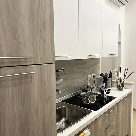 Apartment L'ospite Napoletano Naples