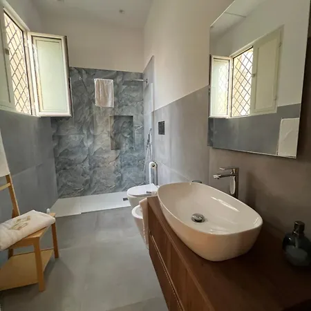 Apartment Ninetta A Toledo *