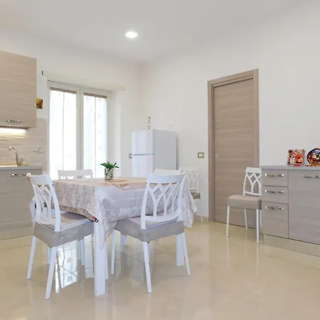 Apartment Cariteo *