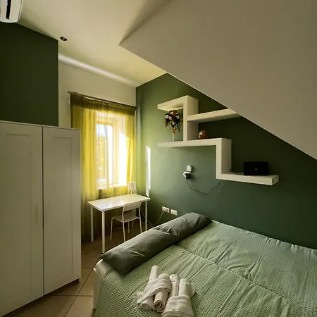 The Shaman's House Very Close To The Metro Line 1 * Naples