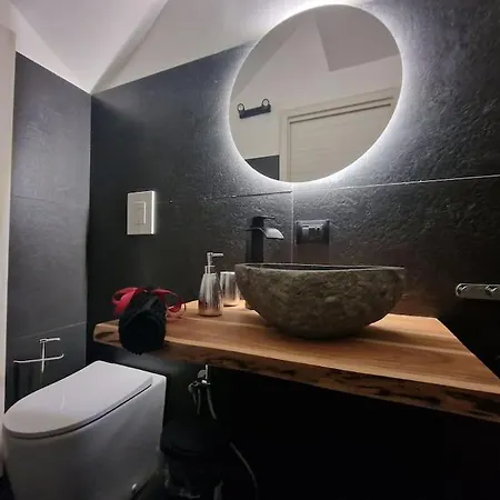 Apartment Tribunali Flat