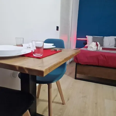 Tribunali Flat Apartment *