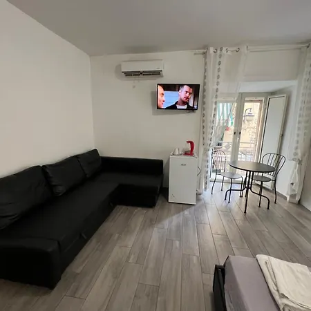 Vibes Vendégház Nápoly