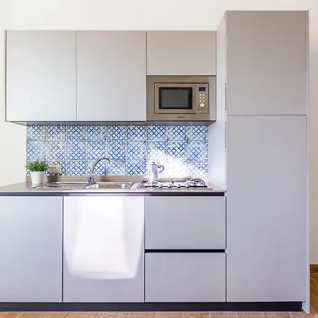 Apartment Colonna By Wonderful Italy *