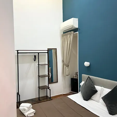 Queen 20 - Private Duomo Guest house