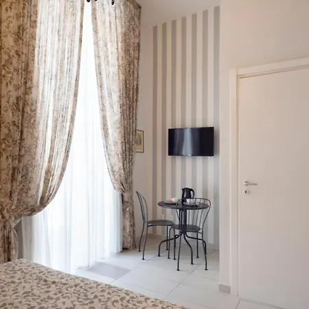 داي ديكوماني 3* نابولي