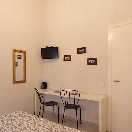 فندق مبيت وإفطار داي ديكوماني