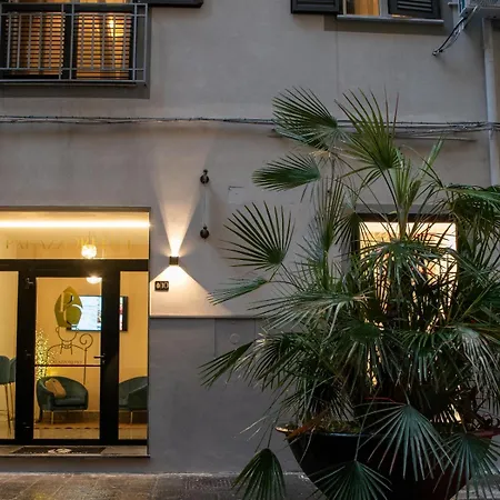 Palazzorefici Aparthotel Naples