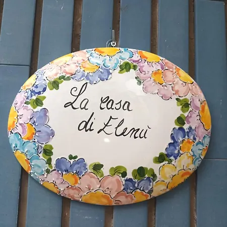 Appartamento La Casa Di Elenu A Posillipo *