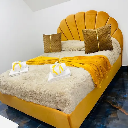 Alex Mary Apartmán Neapol