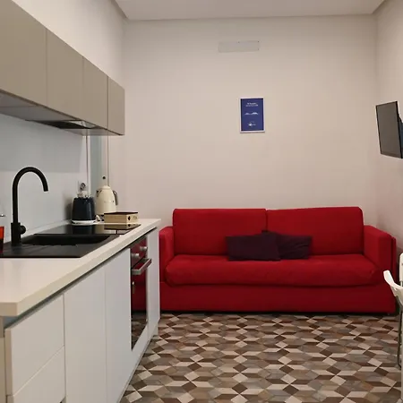 Qhouse