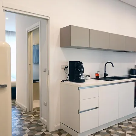 Qhouse Apartment