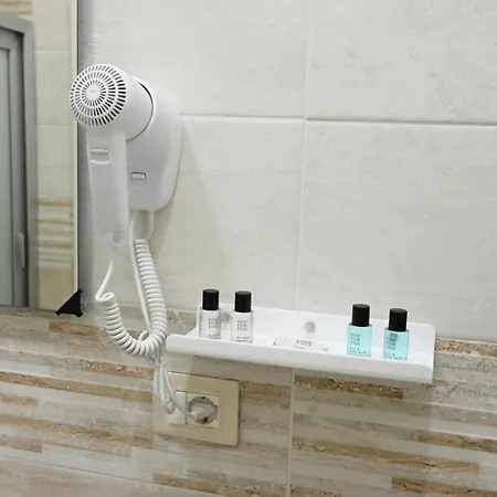 Solymar Naples