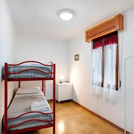 Apartment La Casa Di Gennaro - Naples