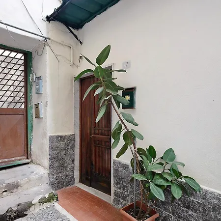 La Casa Di Gennaro - * Naples