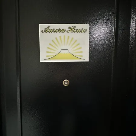 Aurora House * Naples