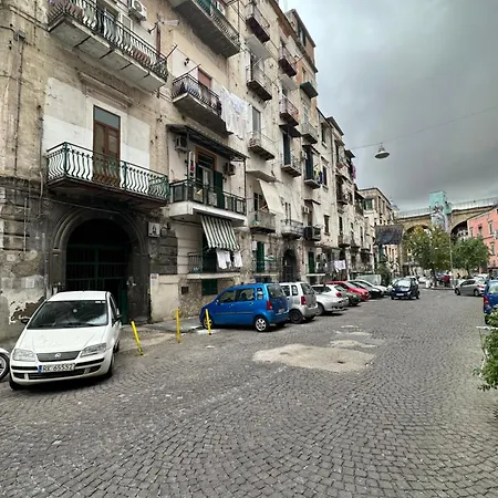 Aurora House * Naples