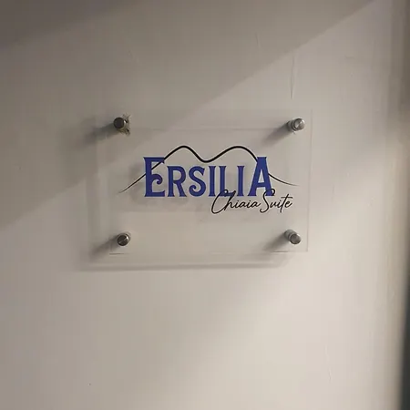 Ersilia Chiaia Apartment